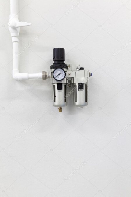 Druckminderer und Gasschlauch mit Flowmeter im Detail